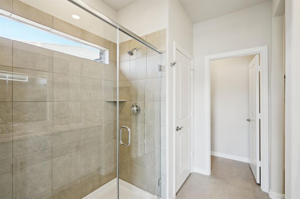 1632 Arches Road Anna, TX 75409 - Photo 20 of 29 a bathroom with a shower