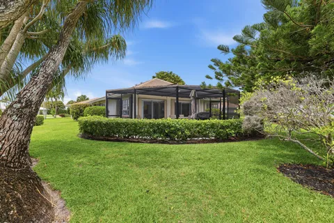 $475,000 | 103 Villa Circle, Atlantis, FL 33462