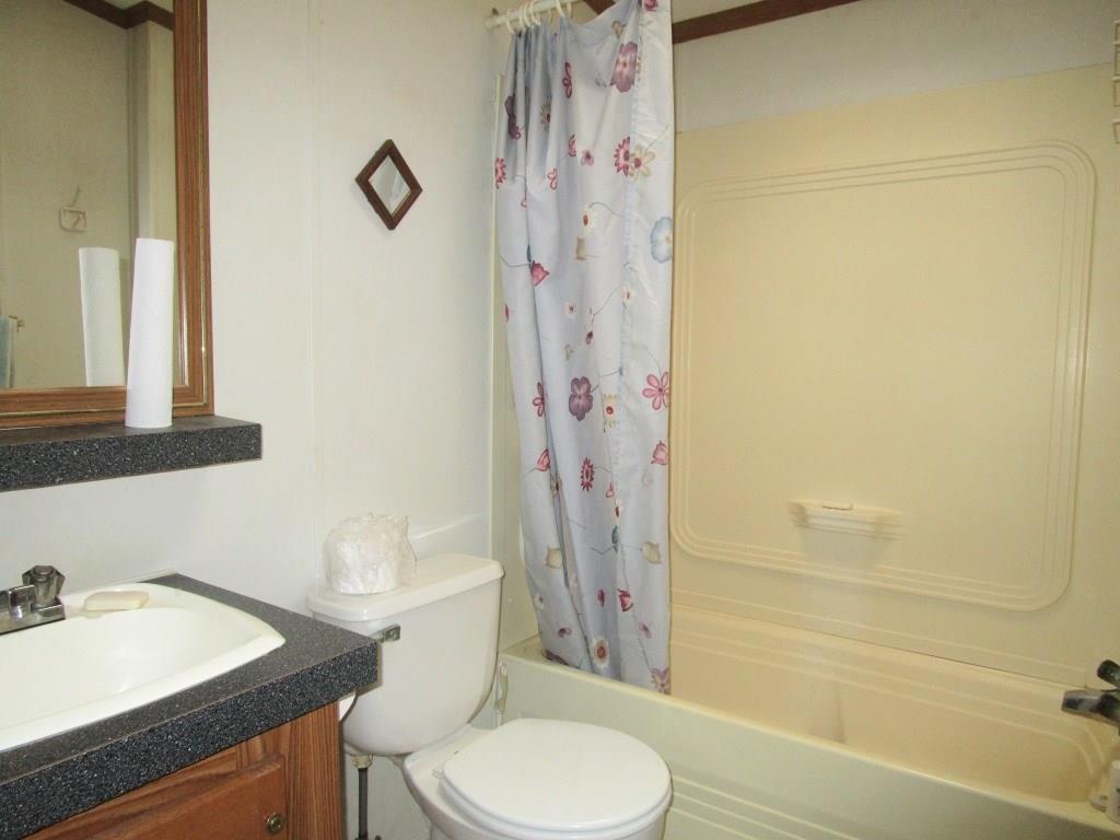 110 South Main Street Athens, ME 04912 - Photo 9 of 27 Bathroom