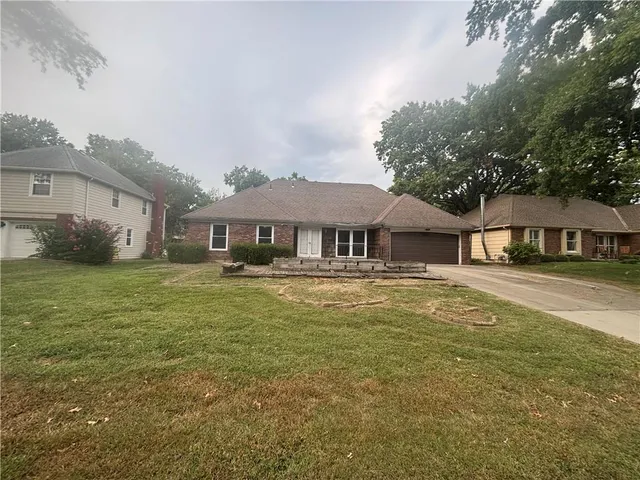 $499,500 | 2710 West 50th Terrace, Westwood, KS 66205