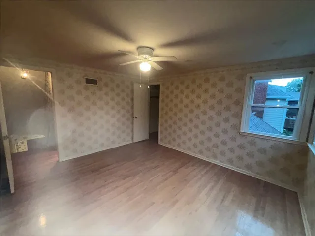 $499,500 | 2710 West 50th Terrace, Westwood, KS 66205