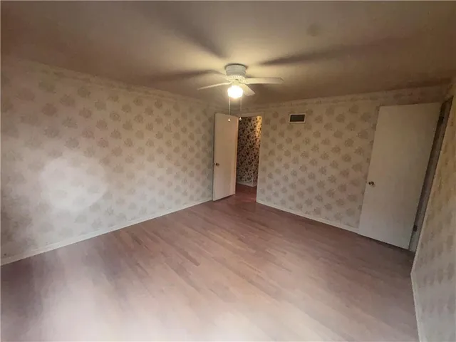 $499,500 | 2710 West 50th Terrace, Westwood, KS 66205