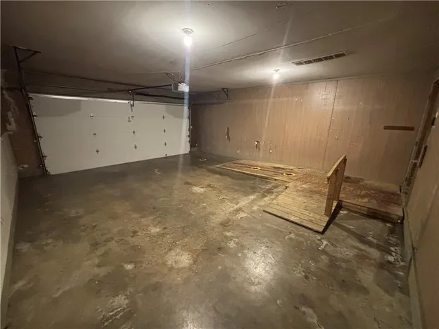 $499,500 | 2710 West 50th Terrace, Westwood, KS 66205