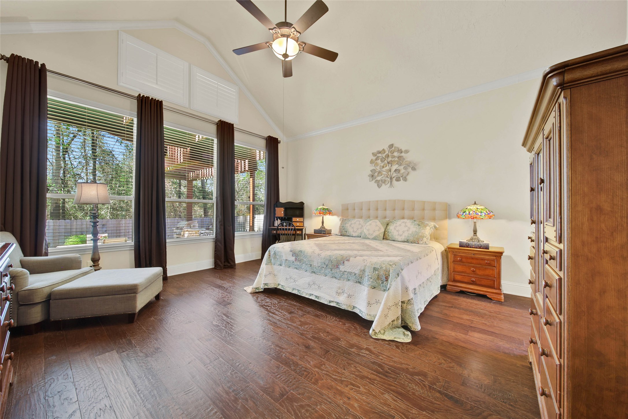 3234 Explorer Way Conroe, TX 77301 - Photo 27 of 46 Spacious primary suite offers room for a sitting area and private retreat.