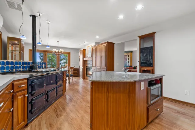 $1,375,000 | N2315 Foster Road, Holland, WI 53070