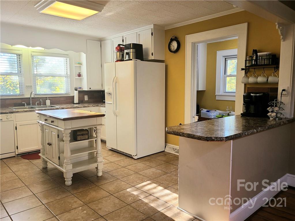 17035 Frog Pond Road Oakboro, NC 28129 - Photo 8 of 35 Gallery Image 8