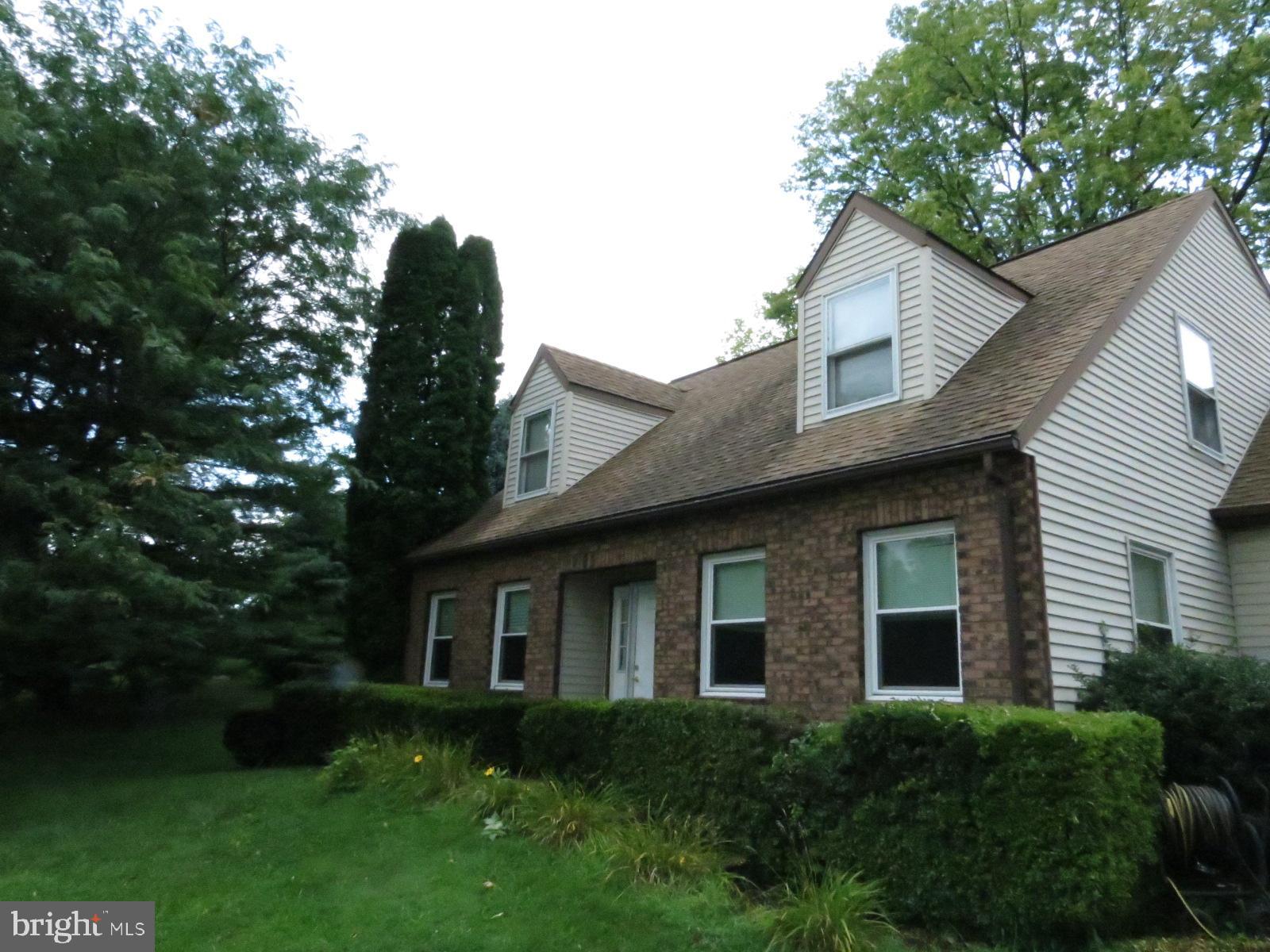 625 Dellinger Road Mount Wolf, PA 17347 - Photo 2 of 25 Gallery Image 2