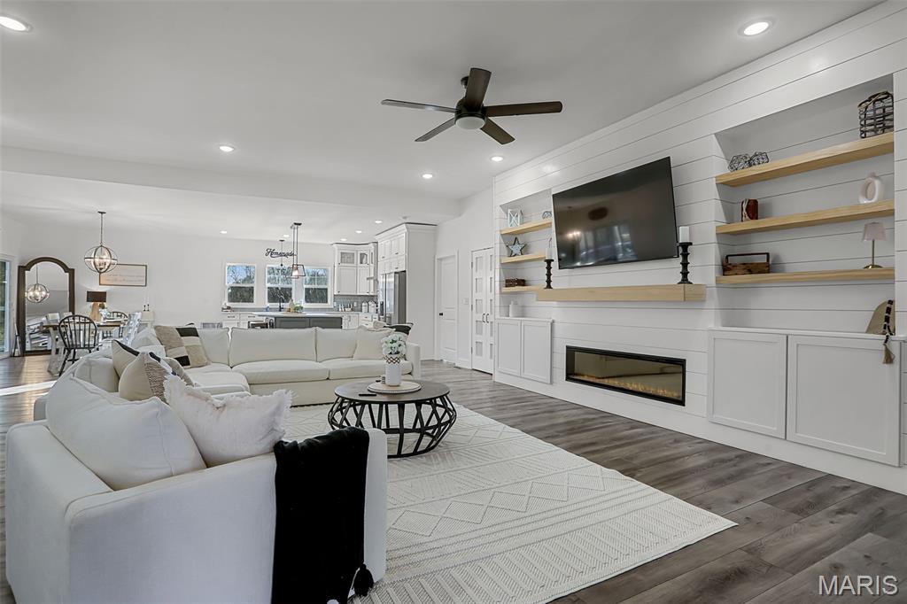 7302 West Kirsch Road Collinsville, IL 62234 - Photo 18 of 56