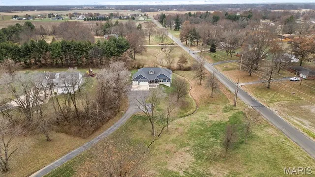 $675,000 | 7302 West Kirsch Road, Collinsville, IL 62234