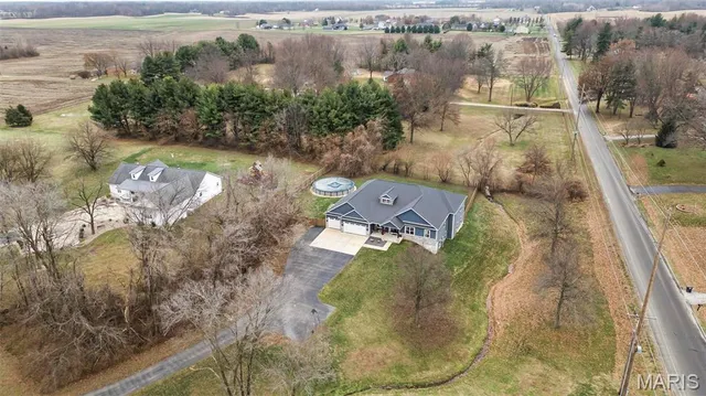 $675,000 | 7302 West Kirsch Road, Collinsville, IL 62234