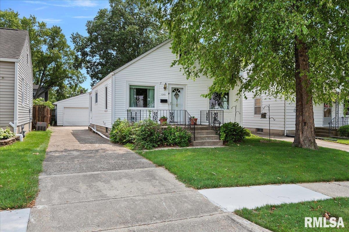 1640 West Adams Street Springfield, IL 62704 - Photo 1 of 24