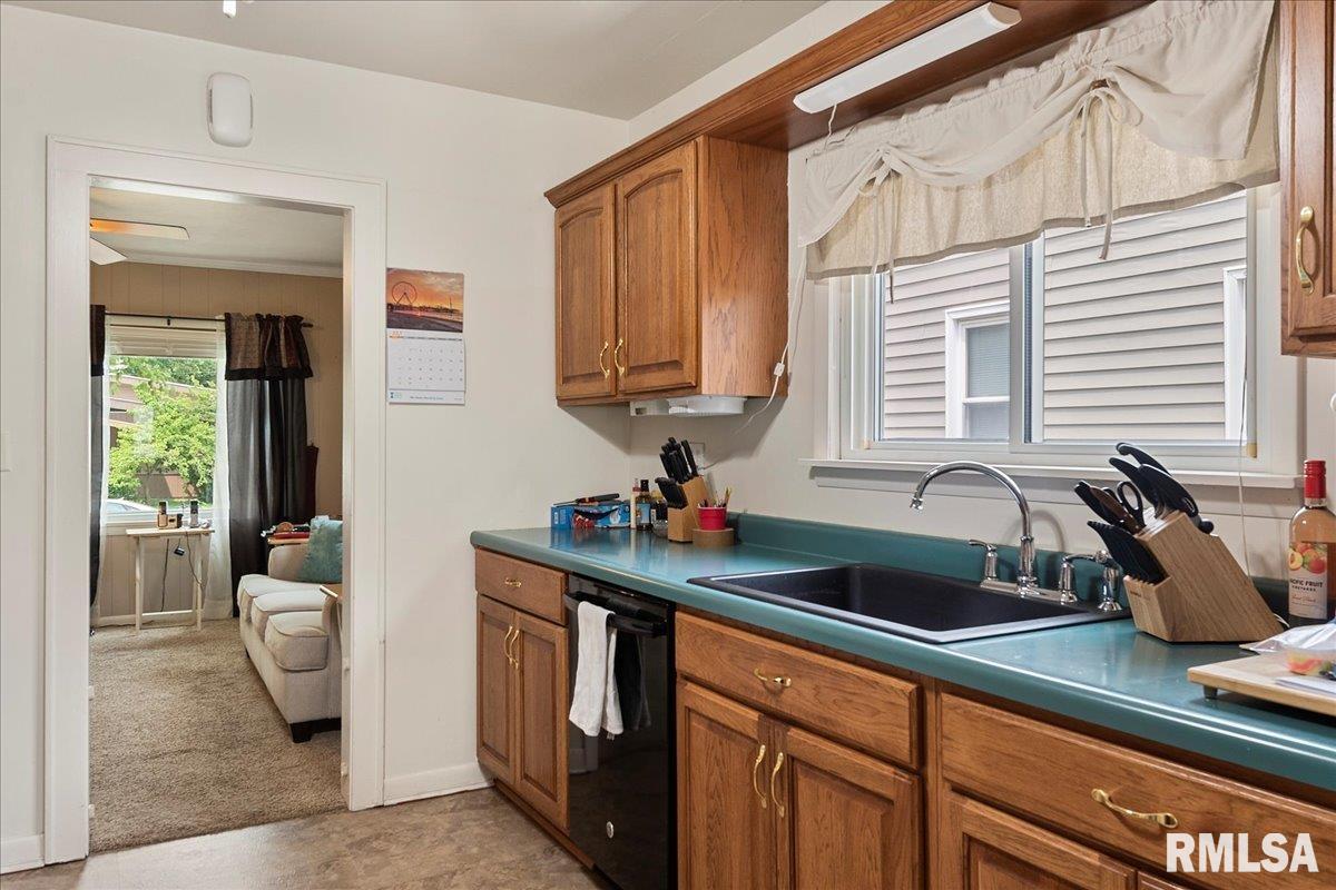 1640 West Adams Street Springfield, IL 62704 - Photo 9 of 24