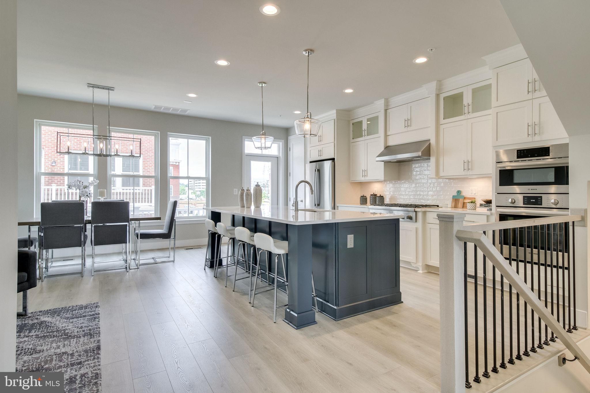 201 Park Street, Unit E Vienna, VA 22180 - Photo 15 of 75