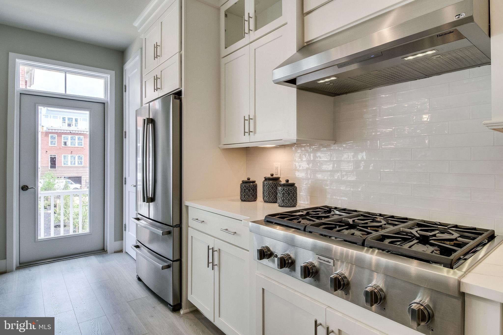 201 Park Street, Unit E Vienna, VA 22180 - Photo 26 of 75