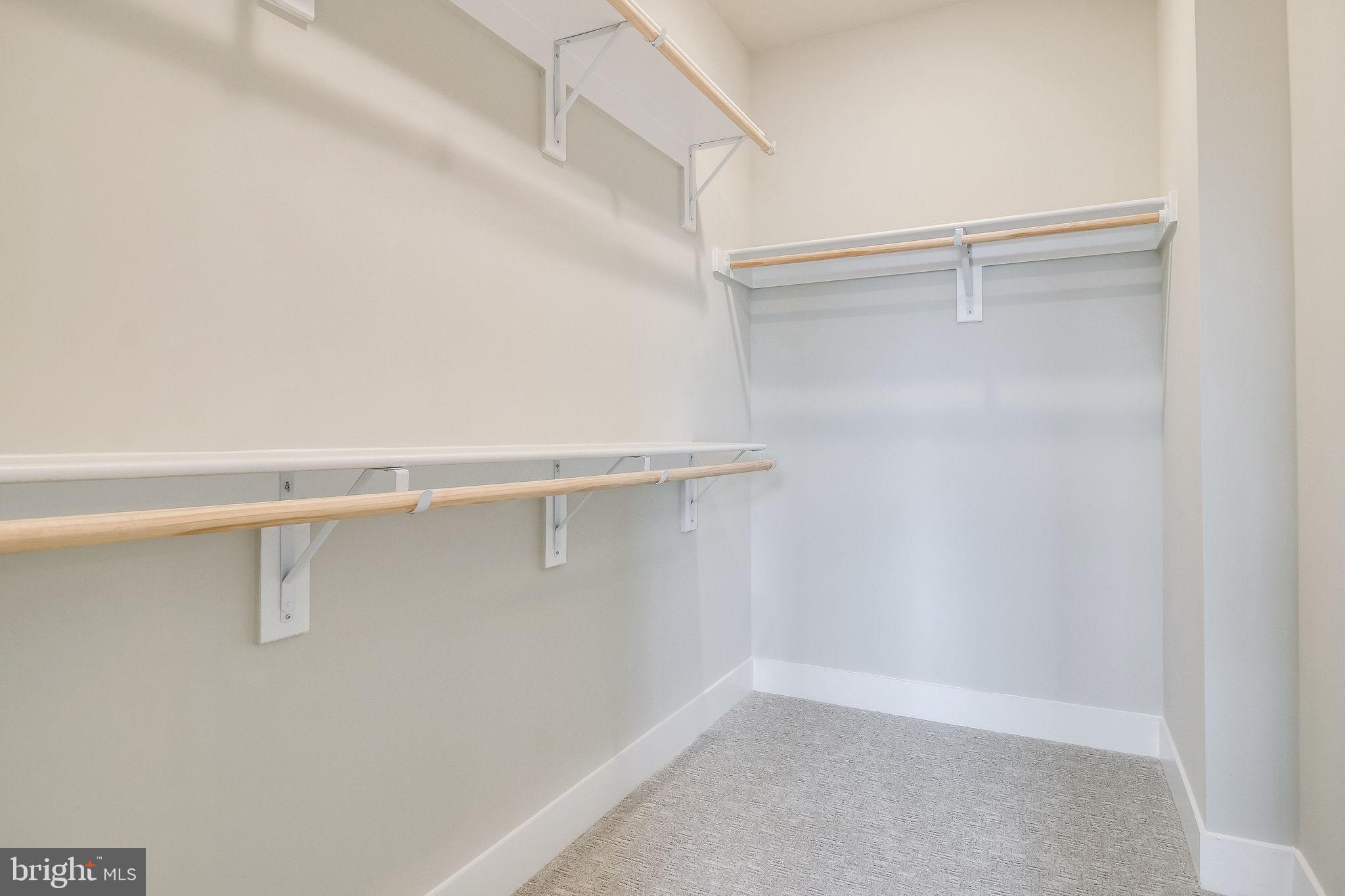 201 Park Street, Unit E Vienna, VA 22180 - Photo 37 of 75