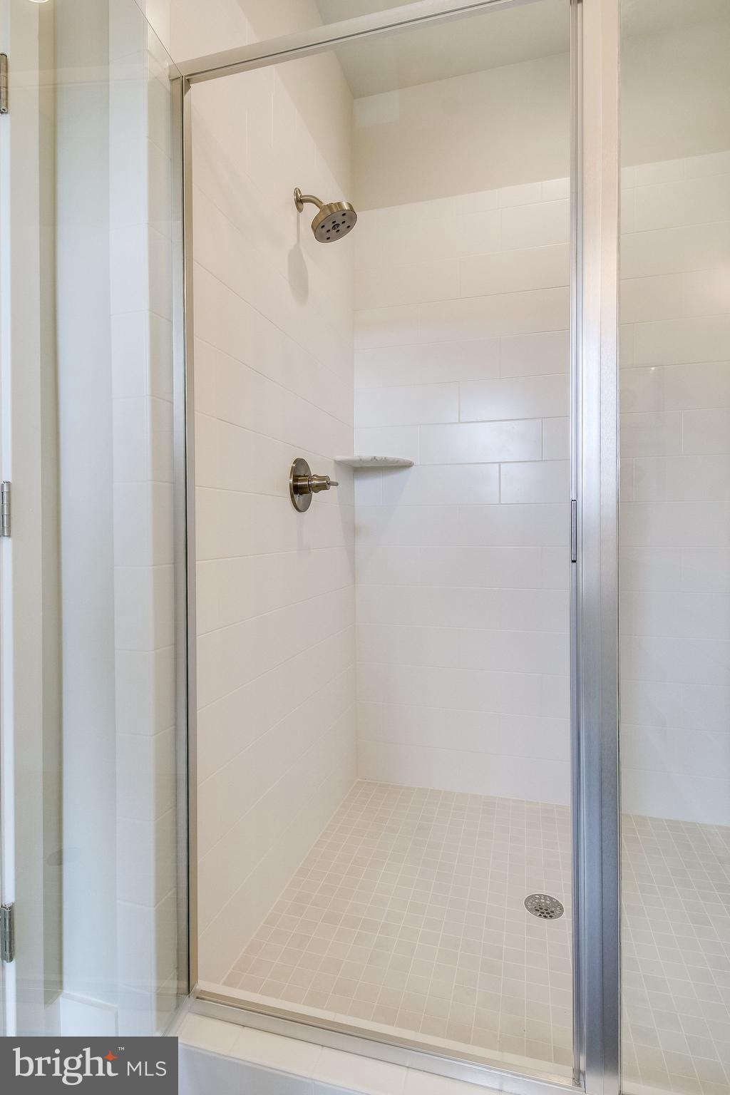 201 Park Street, Unit E Vienna, VA 22180 - Photo 42 of 75