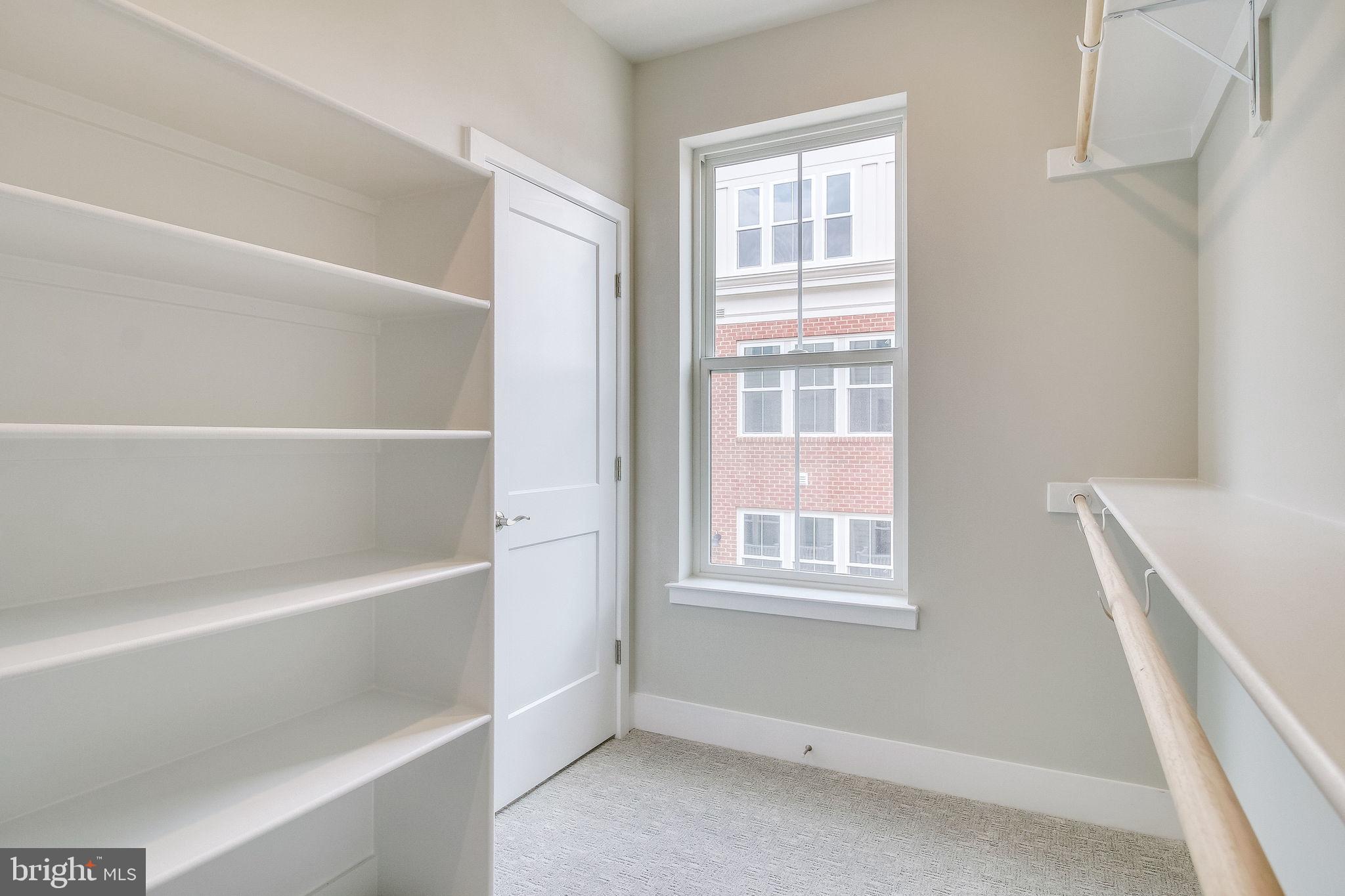 201 Park Street, Unit E Vienna, VA 22180 - Photo 51 of 75