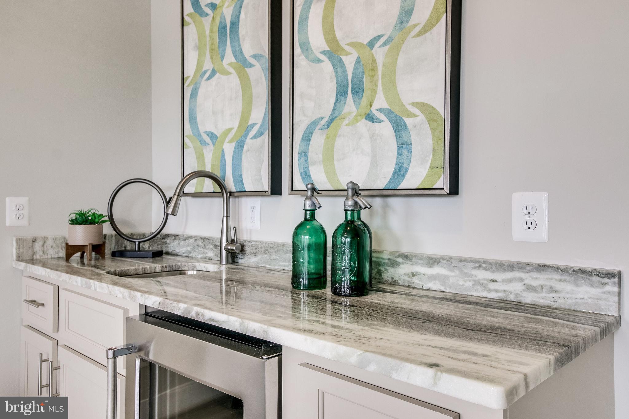 201 Park Street, Unit E Vienna, VA 22180 - Photo 59 of 75