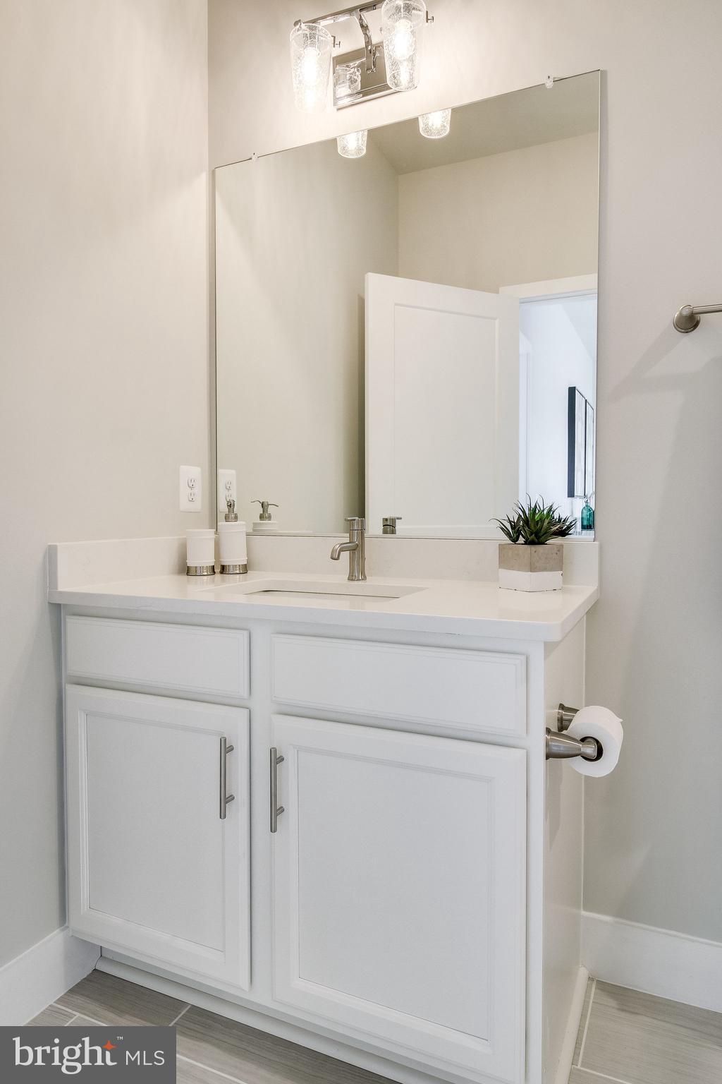 201 Park Street, Unit E Vienna, VA 22180 - Photo 68 of 75