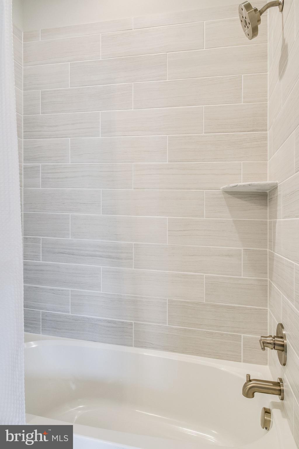 201 Park Street, Unit E Vienna, VA 22180 - Photo 69 of 75