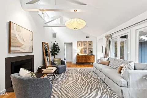 $1,125,000 | 503 Whitehead Road, Chapel Hill, NC 27514