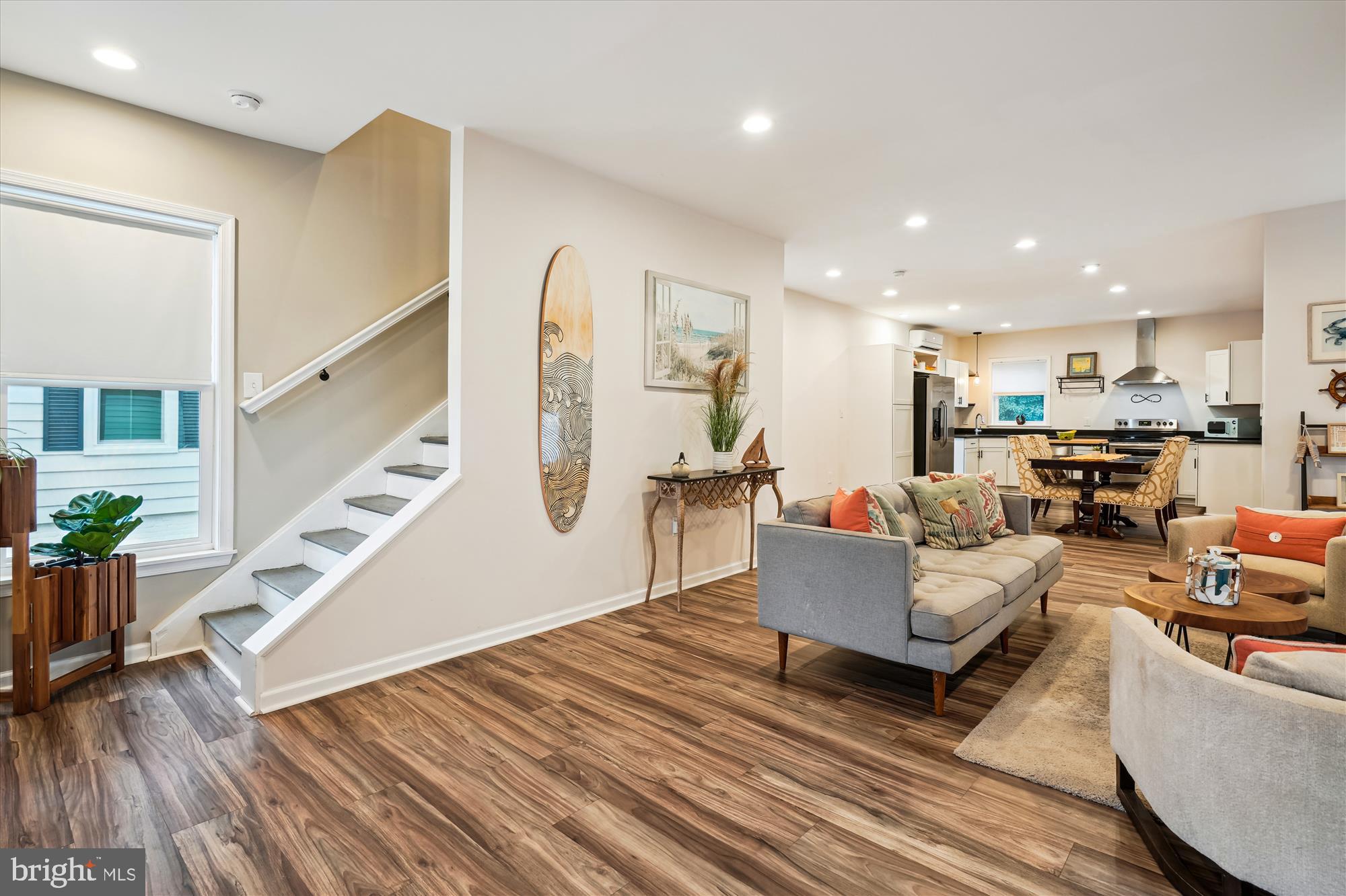 109 Willis Street Cambridge, MD 21613 - Photo 11 of 70 Living Room