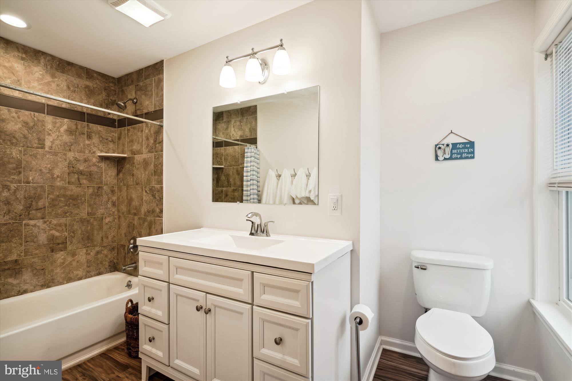 109 Willis Street Cambridge, MD 21613 - Photo 31 of 70 Primary Bath off Primary Bedroom