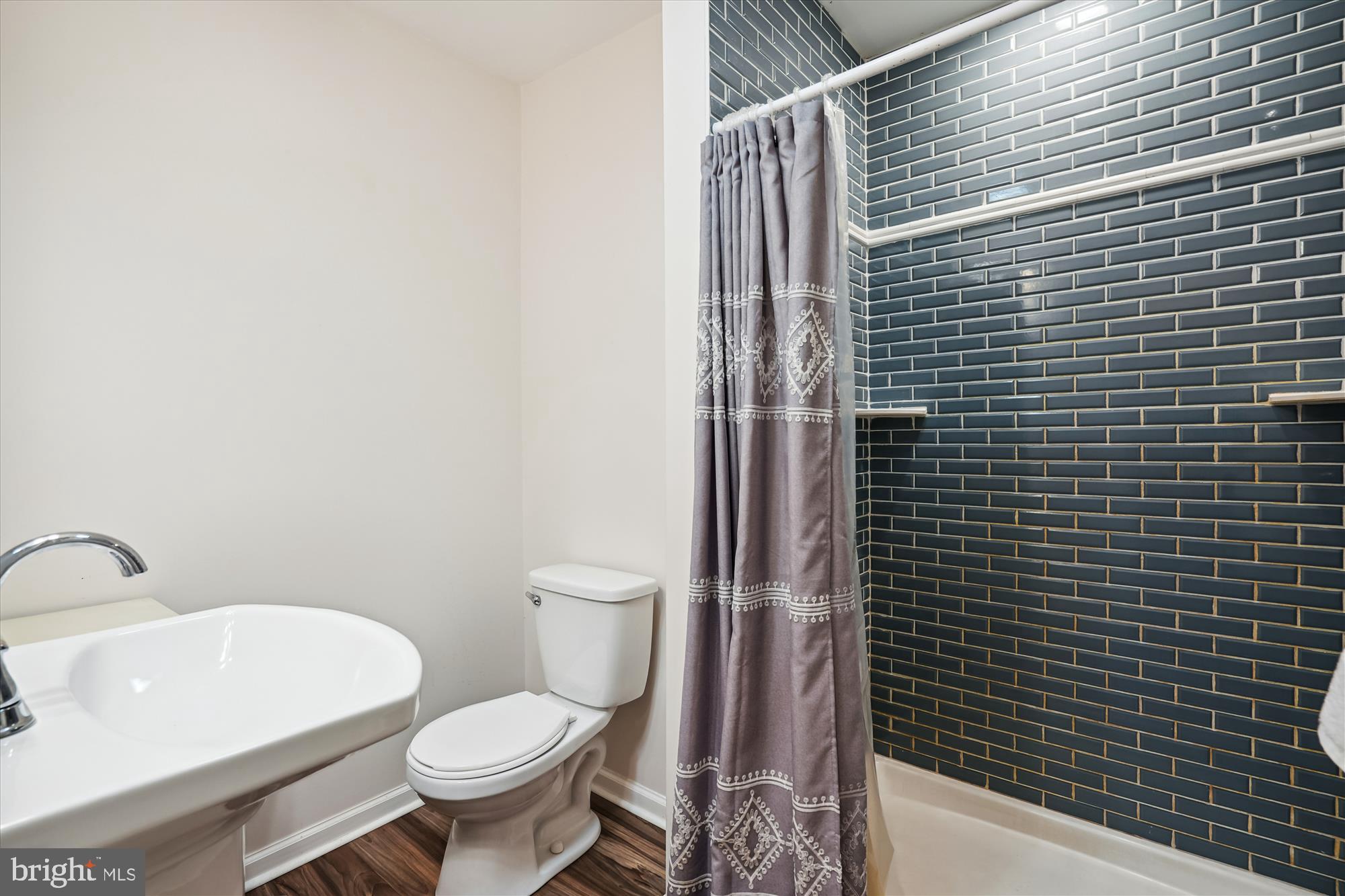 109 Willis Street Cambridge, MD 21613 - Photo 36 of 70 Hall Bath on Second Floor