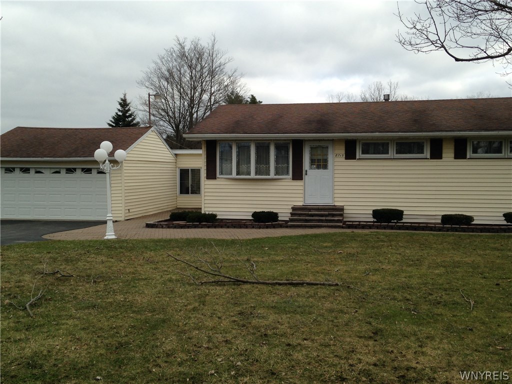 8715 Hartshorn Road Batavia Town, NY 14036 - Photo 1 of 13