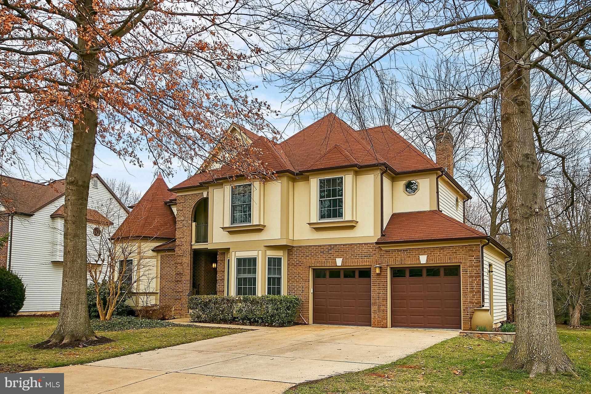 5504 Ashleigh Road Fairfax, VA 22030 - Photo 4 of 30 Upscale Exterior! Oversize 2 Car Garage!