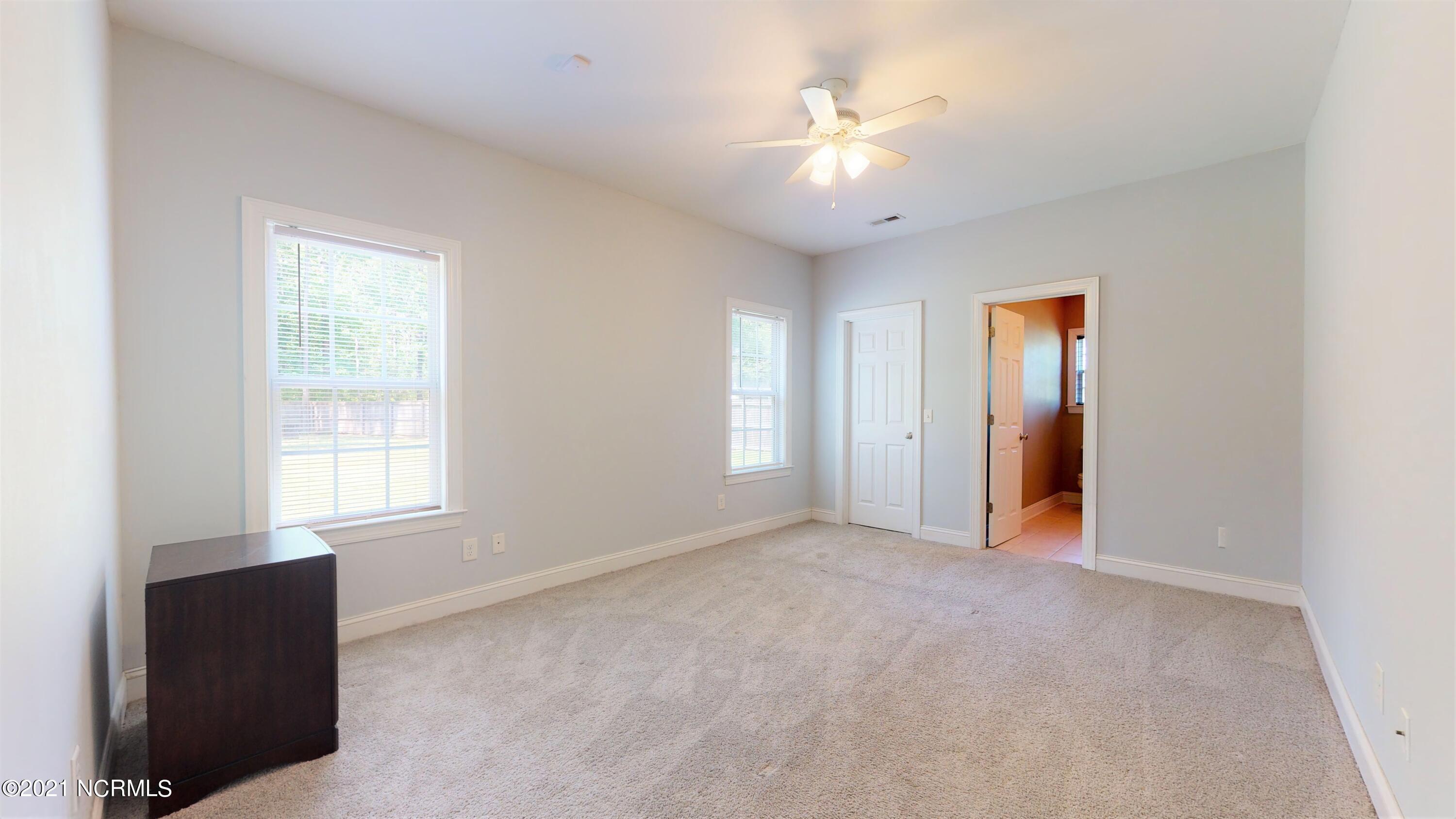 2 Conway Road Castle Hayne, NC 28429 - Photo 10 of 27 2 Conway Rd-30