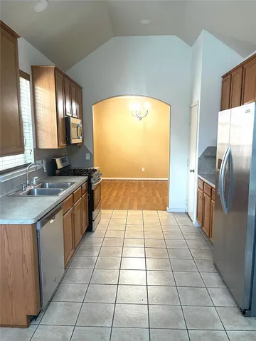 $1,995 | 9903 Raul Hector Drive, Houston, TX 77075