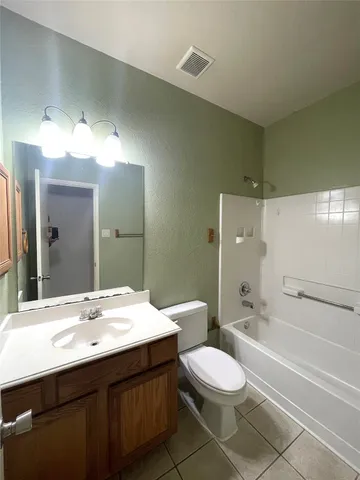 $1,995 | 9903 Raul Hector Drive, Houston, TX 77075