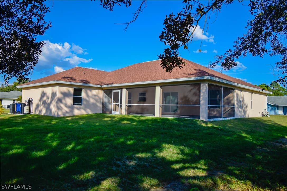 2300 Thompson Road Alva, FL 33920 - Photo 10 of 13 Gallery Image 10