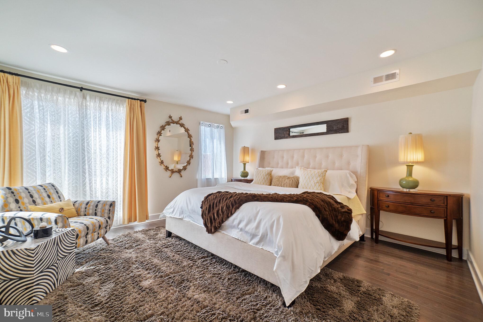 1119 East Oxford Street Philadelphia, PA 19125 - Photo 17 of 27