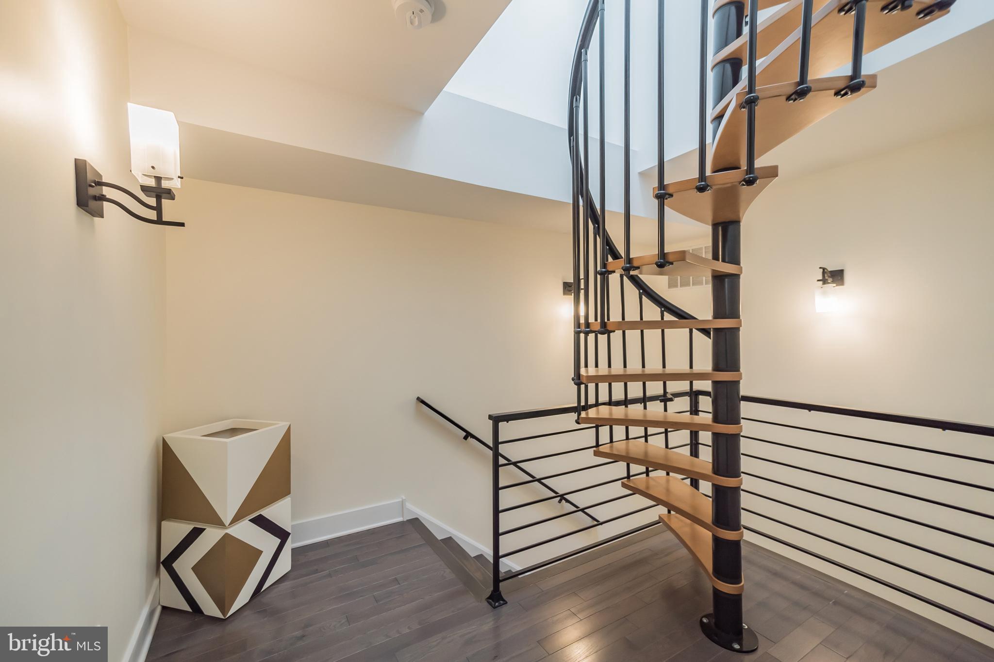 1119 East Oxford Street Philadelphia, PA 19125 - Photo 20 of 27