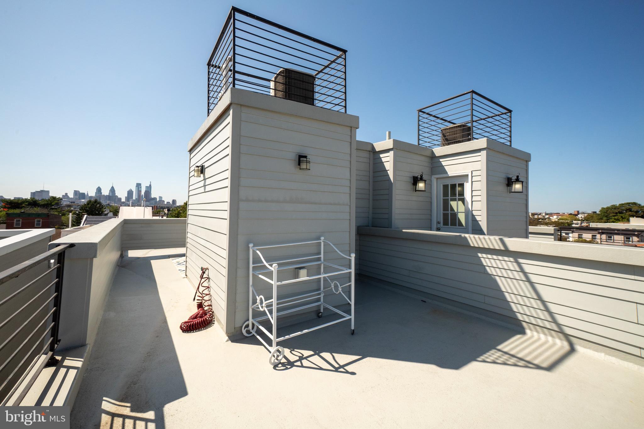 1119 East Oxford Street Philadelphia, PA 19125 - Photo 23 of 27