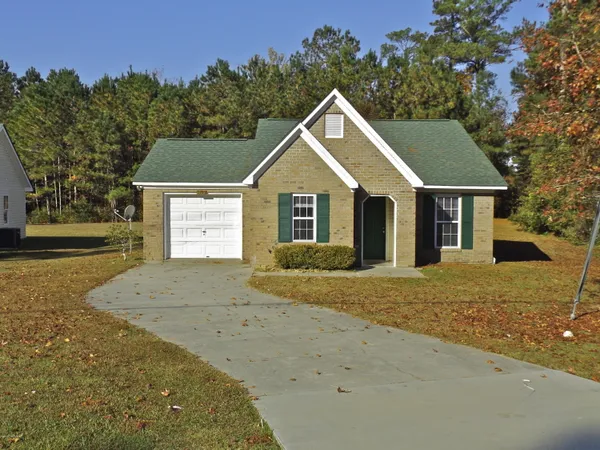 $1,300 | 1499 RaceTrack Road, New Bern, NC 28562