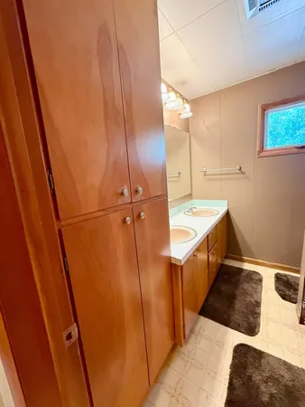 $105,000 | 1010 Arnold Avenue North, Thief River Falls, MN 56701