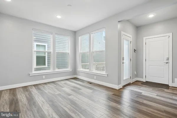 $949,900 | 1843 Magnolia Fruit Drive, Dumfries, VA 22026