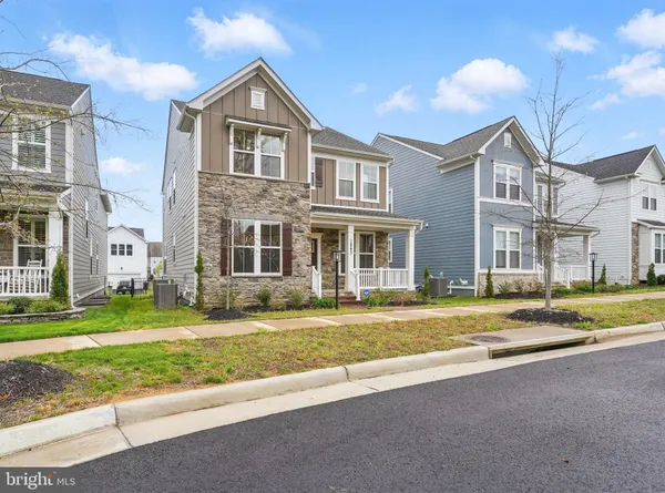 $949,900 | 1843 Magnolia Fruit Drive, Dumfries, VA 22026