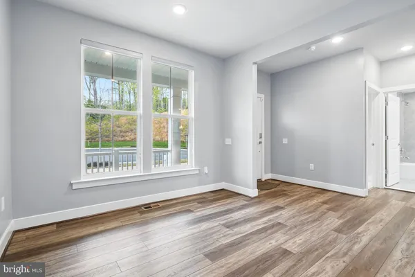 $949,900 | 1843 Magnolia Fruit Drive, Dumfries, VA 22026