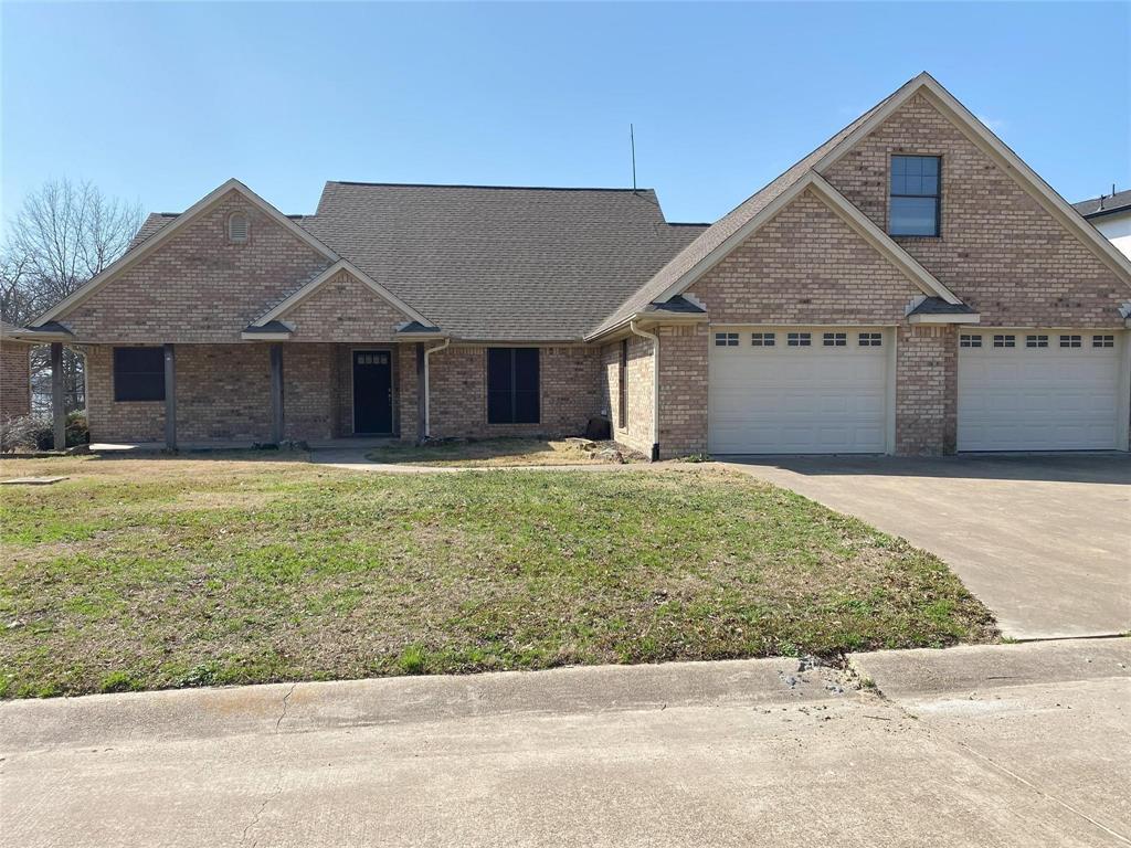 2833 Rodeo Drive Quinlan, TX 75474 - Photo 2 of 16
