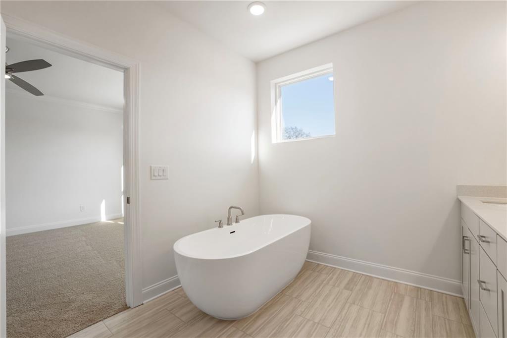 624 Oakleaf Grove Lane Suwanee, GA 30024 - Photo 27 of 43