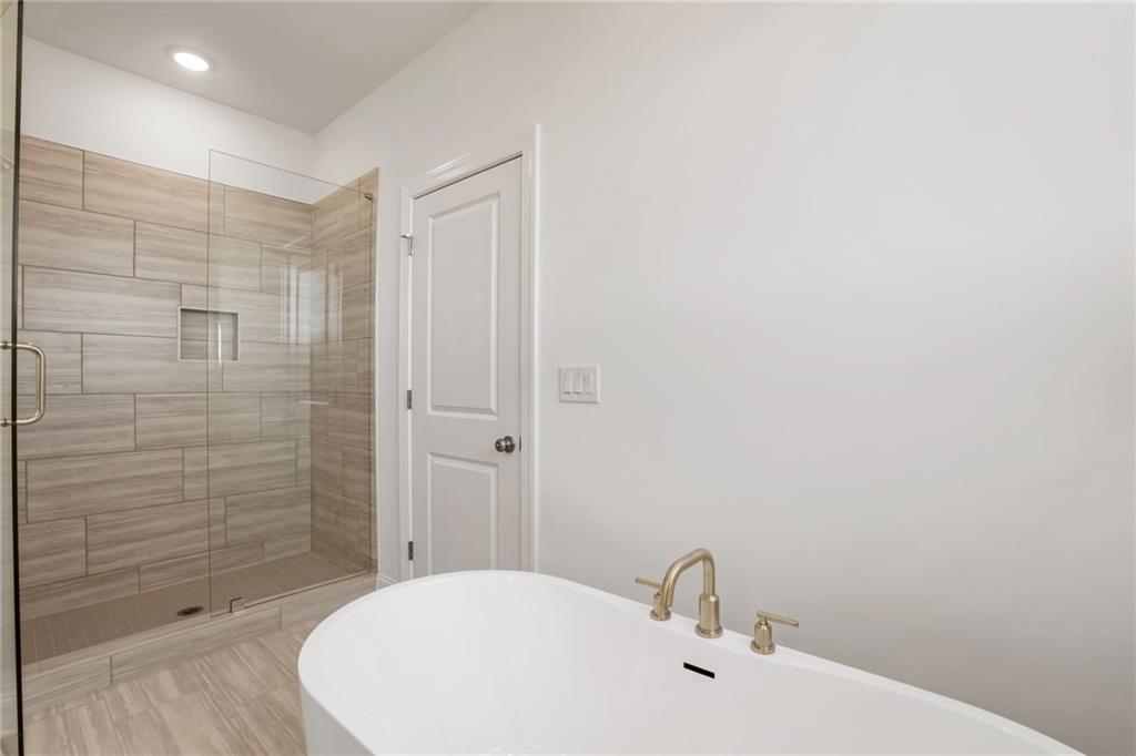 624 Oakleaf Grove Lane Suwanee, GA 30024 - Photo 28 of 43