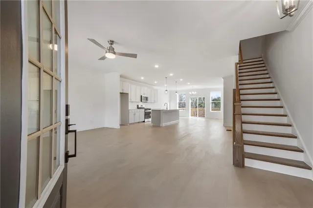 $599,900 | 624 Oakleaf Grove Lane, Suwanee, GA 30024