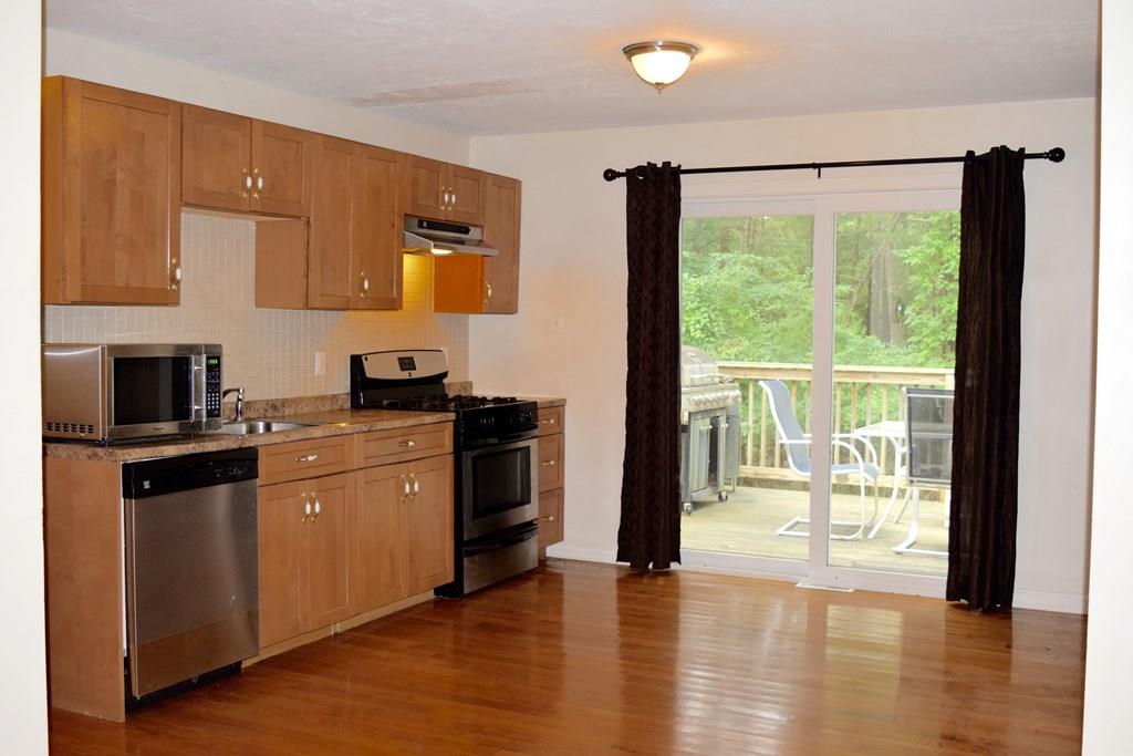 27 Sippican Road Wareham, MA 02571 - Photo 3 of 11 Gallery Image 3