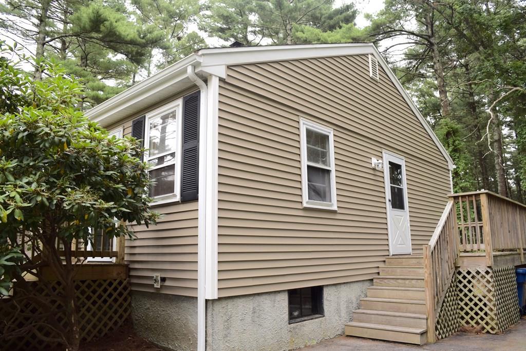 27 Sippican Road Wareham, MA 02571 - Photo 9 of 11 Gallery Image 9