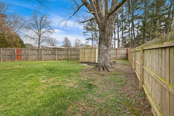 $2,700 | 3826 East Ridge Drive, Nashville, TN 37211