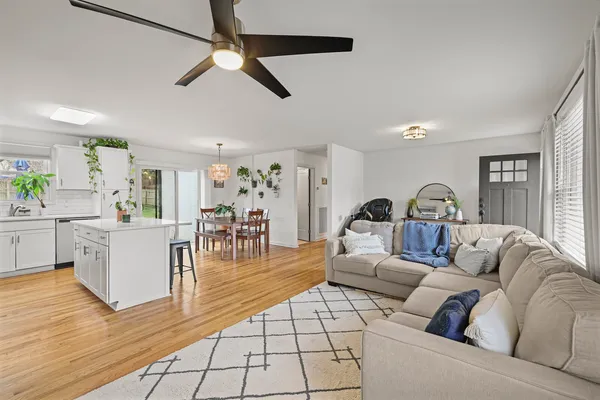 $2,700 | 3826 East Ridge Drive, Nashville, TN 37211